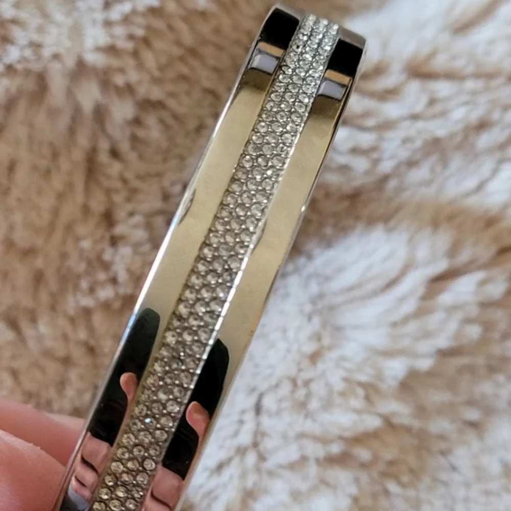 SOLD NWT Michael Kors Silver Pave Bracelet - Picture 2 of 3